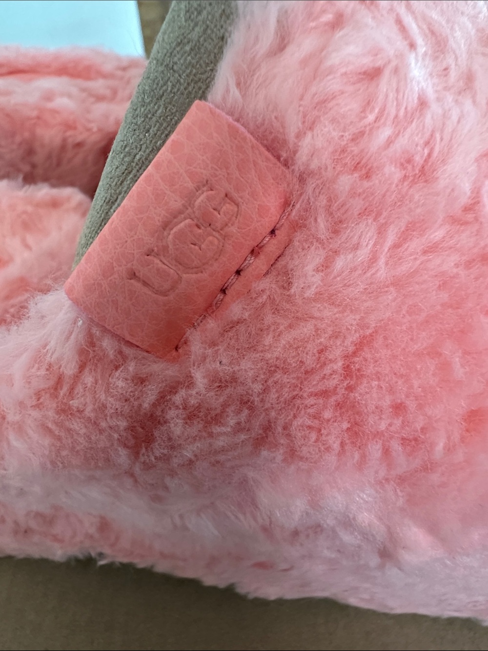 UGG FUZZ SUGAR Coral Shearling Slip-On Clog - Picture 3 of 7